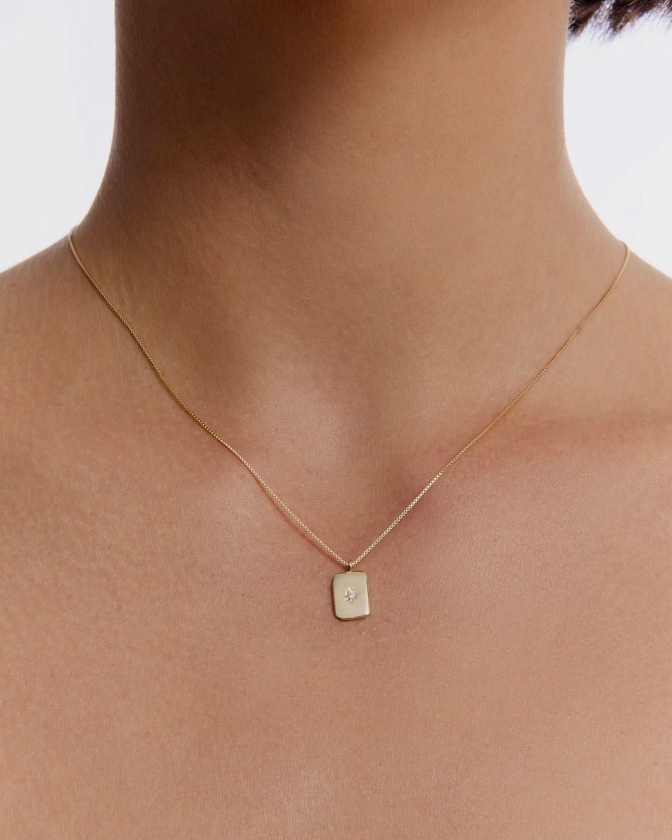 Timeless Radiance Star Necklace - 18k Gold Vermeil