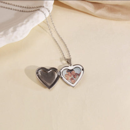 The Heart Locket Necklace detail image 3