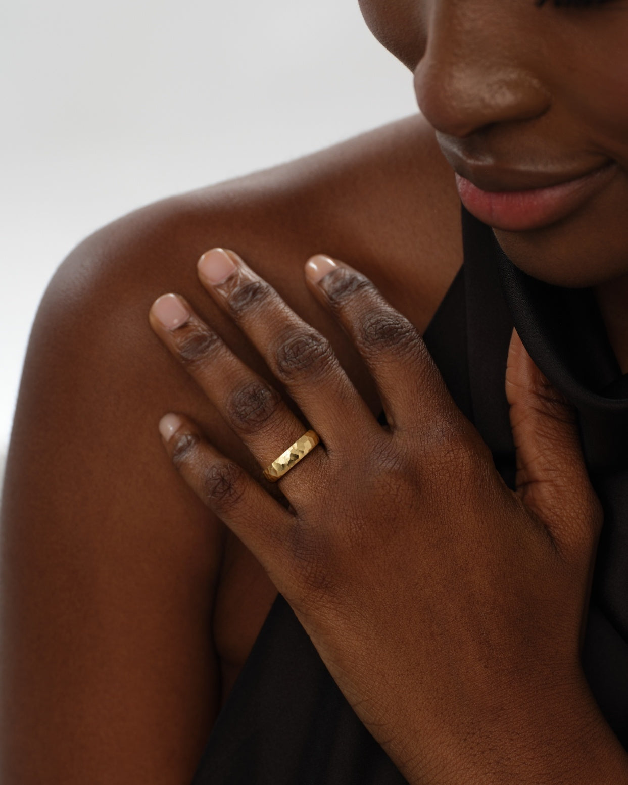 4mm Hammered Dome Wedding Band