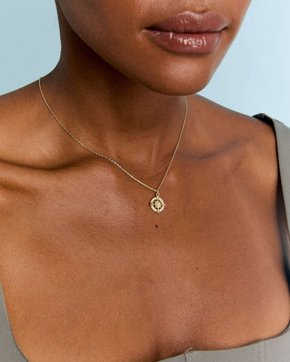 Minimalist Compass Necklace Travel Gift - Travel Jewelry