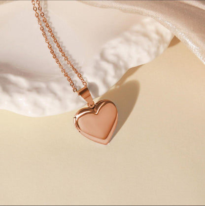 The Heart Locket Necklace detail image 4