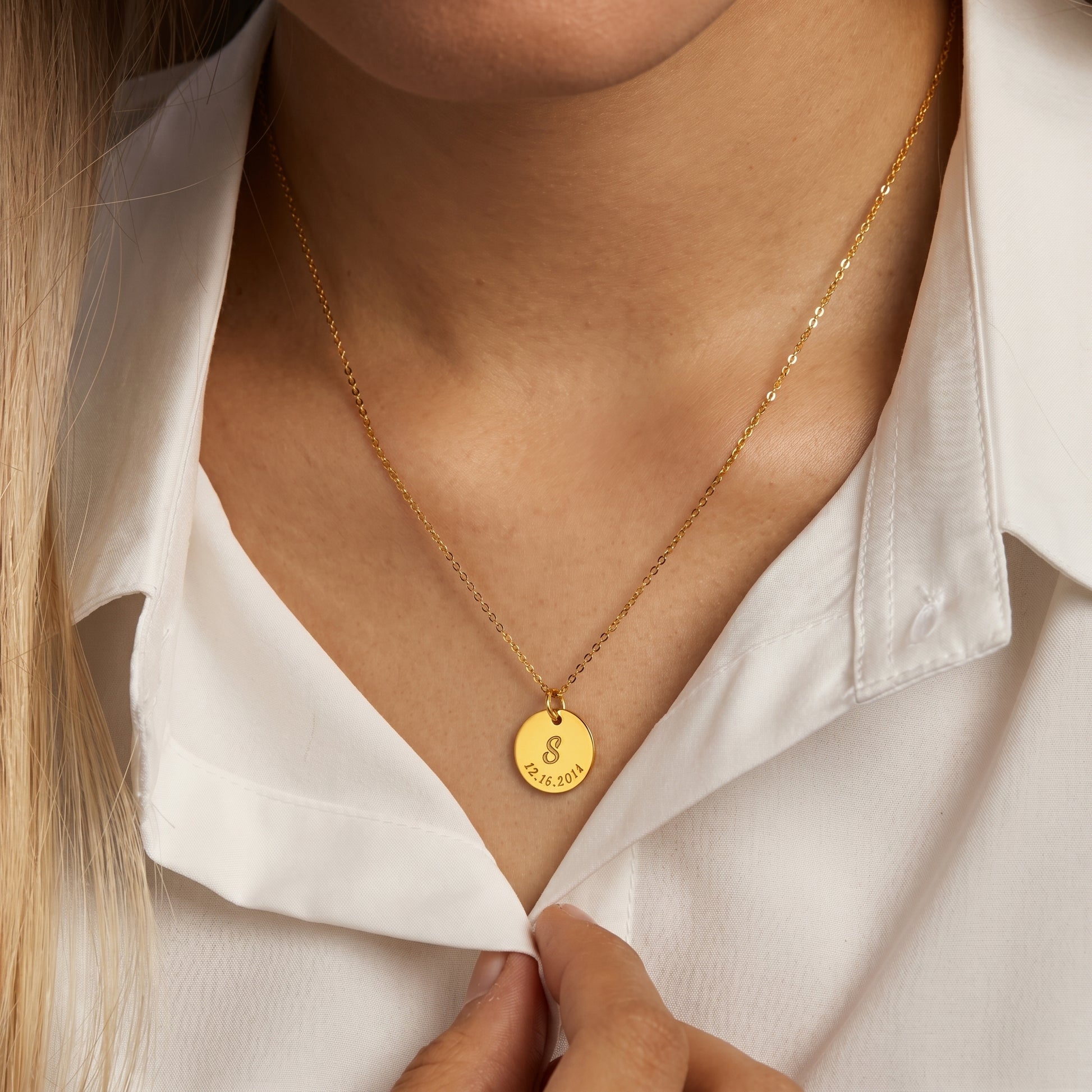 JWH personalized necklace gift