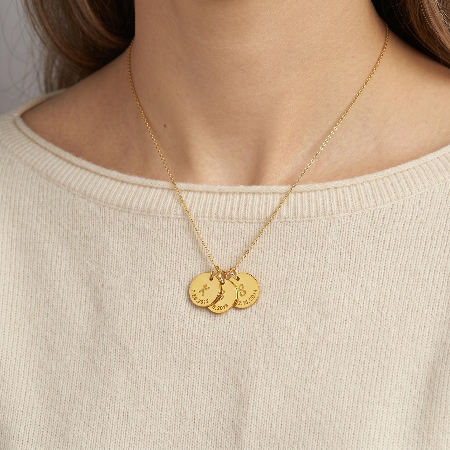 JWH personalized necklace gift
