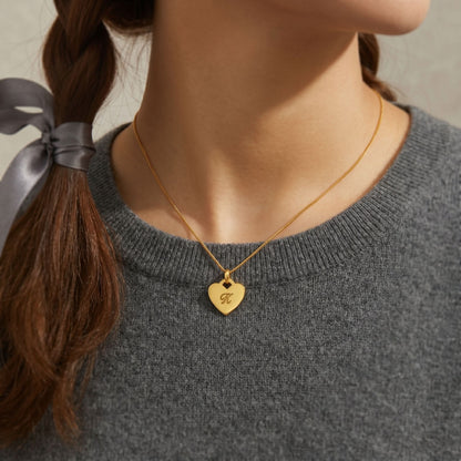 JWH personalized necklace gift