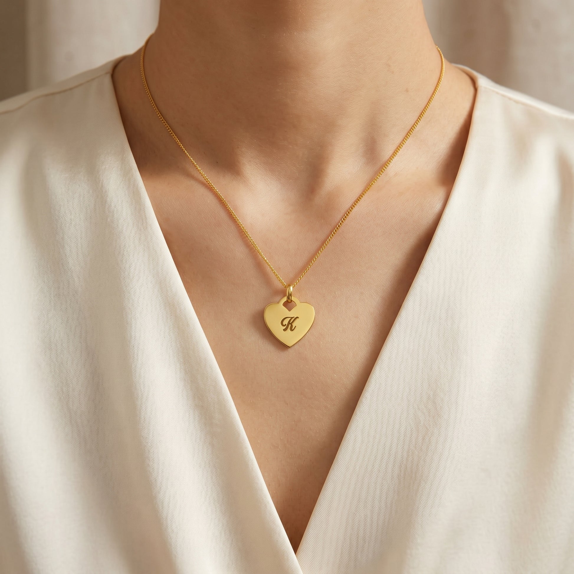 JWH personalized necklace gift