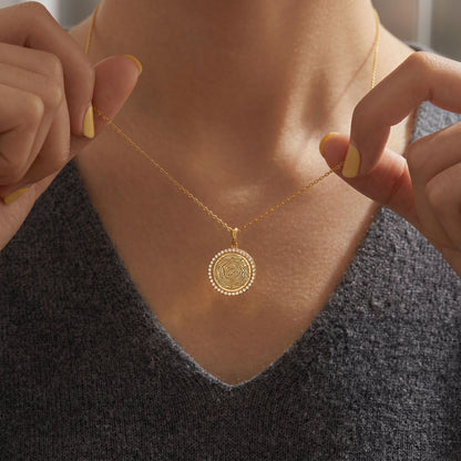 JWH personalized necklace gift