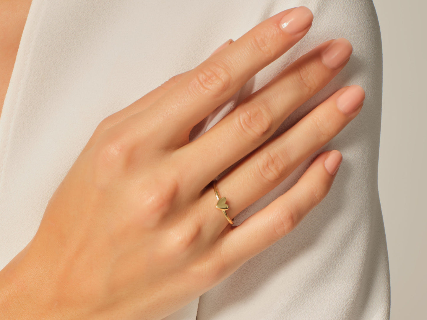 Mini Plain Heart Ring