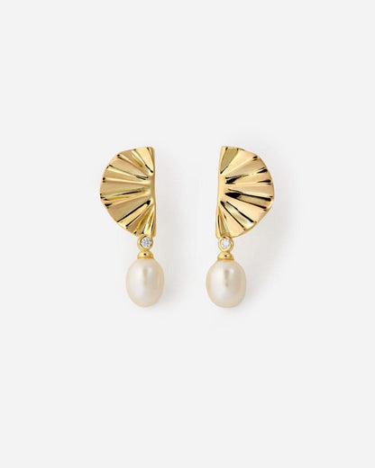 Elegant Gold Shell-Inspired Pearl Earrings Pearl Earrings