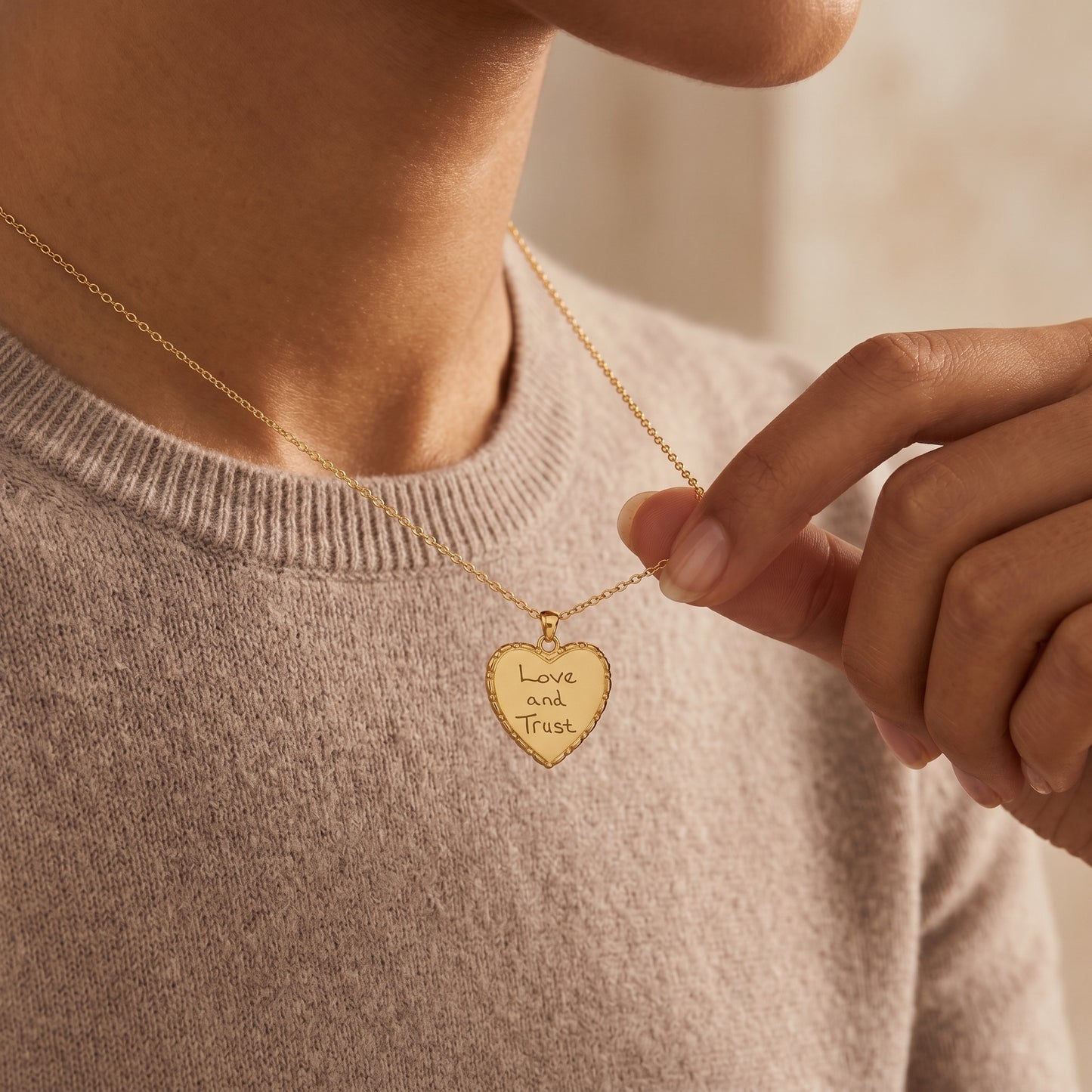 JWH personalized necklace gift