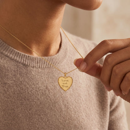JWH personalized necklace gift
