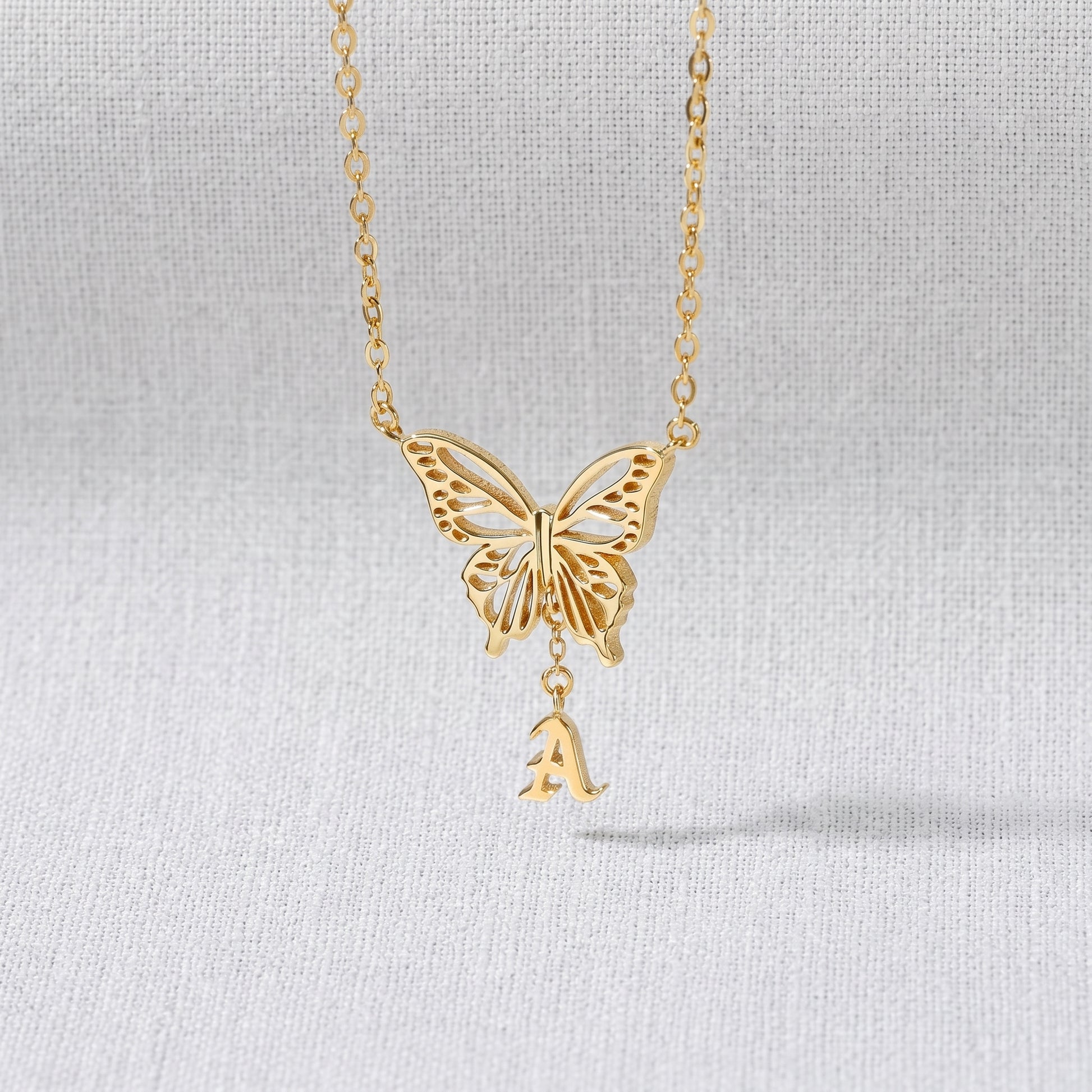 JWH personalized necklace gift