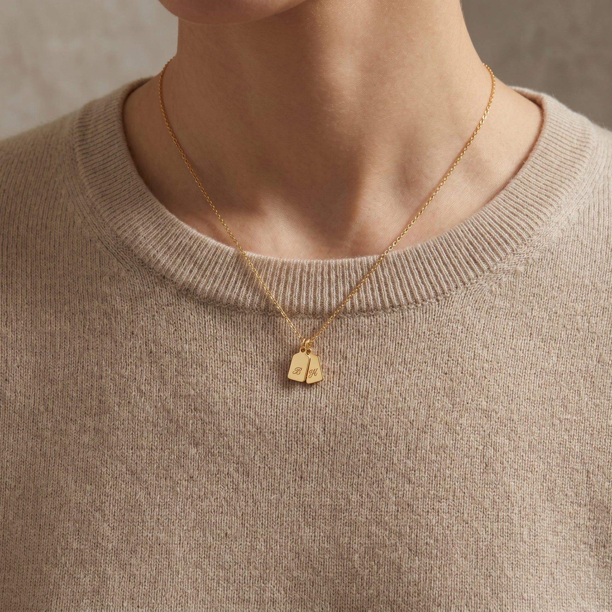 JWH personalized necklace gift