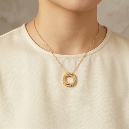 JWH personalized necklace gift