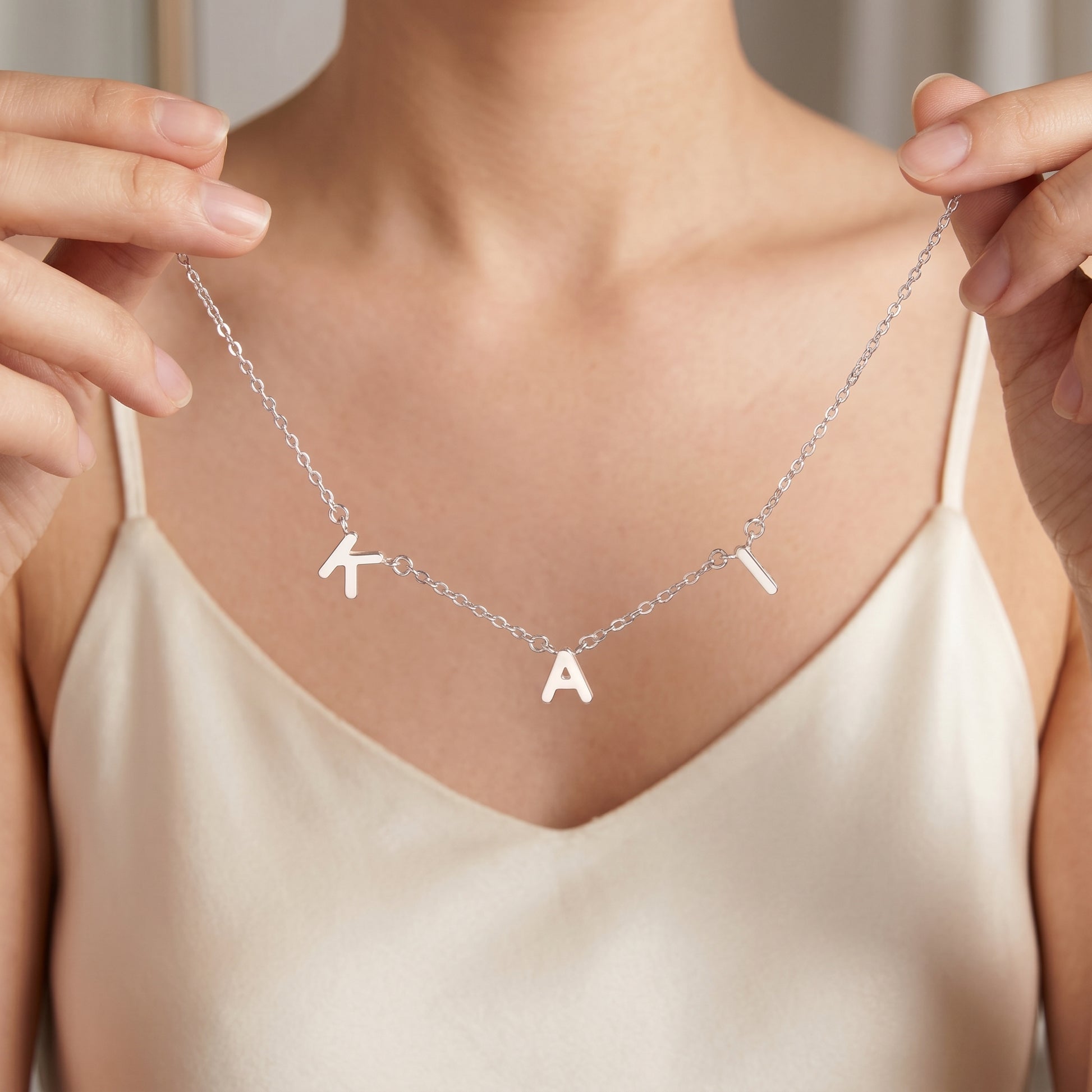 JWH personalized necklace gift