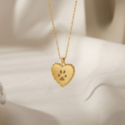 JWH personalized necklace gift