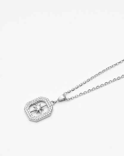 Elegant North Star Necklace - Star Jewelry