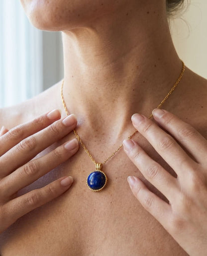 Vintage Lapis Lazuli Gold Pendant Necklace
