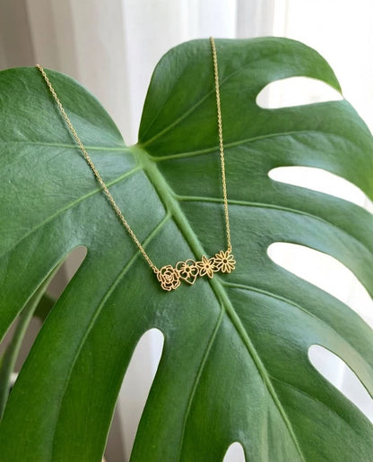 Dainty Gold Flower Bar Necklace | Minimalist Floral Jewelry