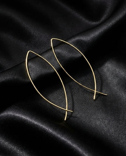 Elegant Gold Criss-Cross Arc Earrings