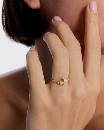 Delicate Adjustable Leaf Ring, Nature-Inspired Minimalist Design - 18k Gold Vermeil