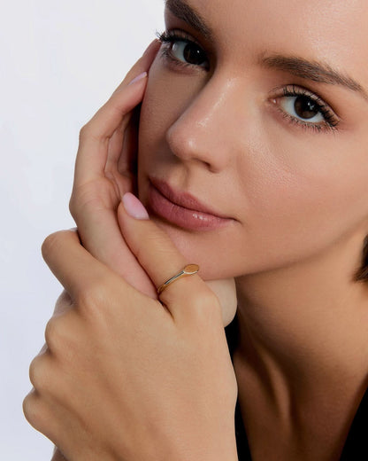 Minimalist Oval Signet Ring, Delicate Modern Design