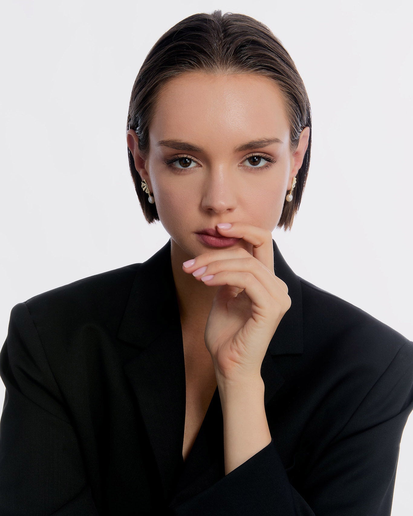 Elegant Gold Shell-Inspired Pearl Earrings Pearl Earrings