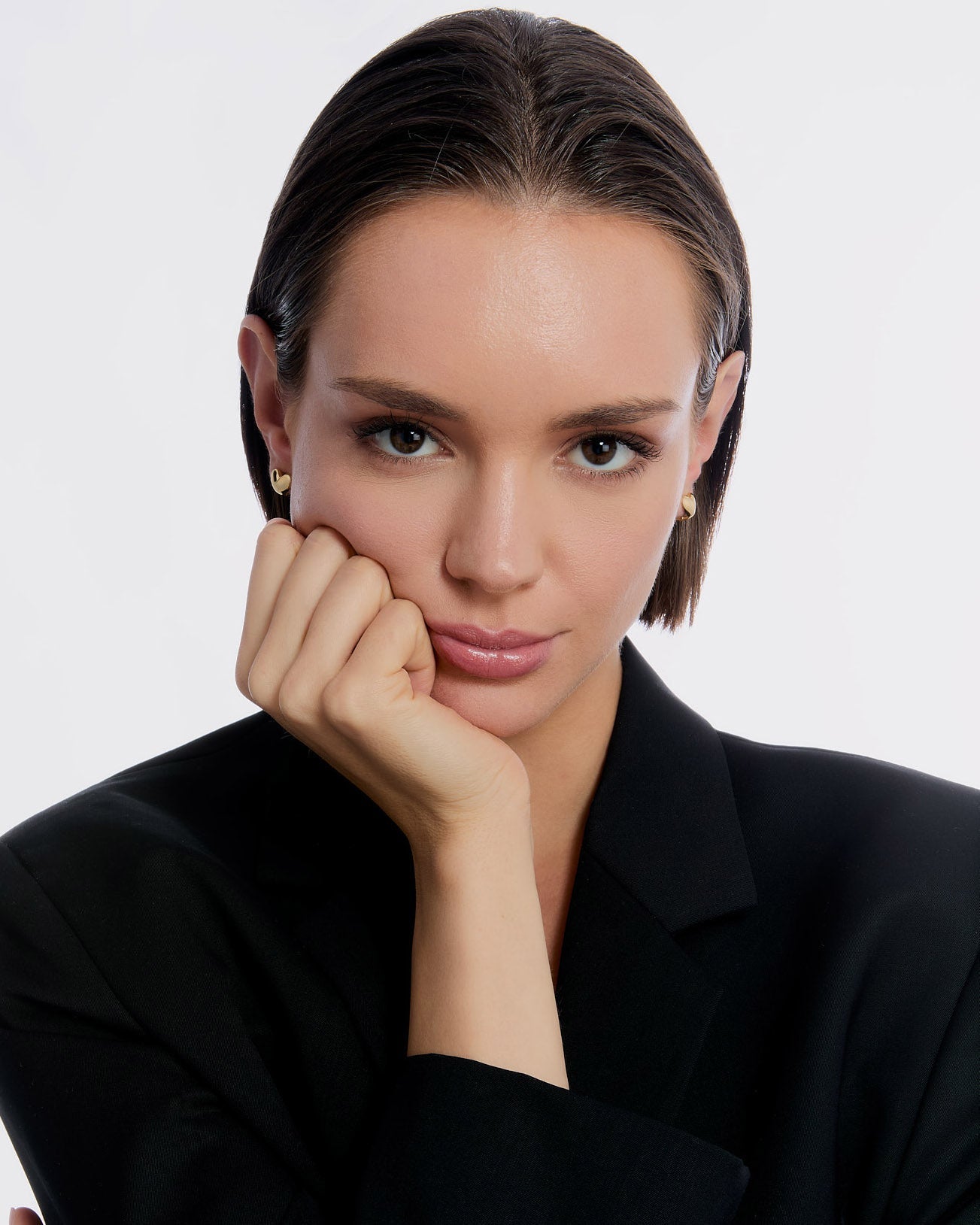 Modern Heart Hug Ear Cuff