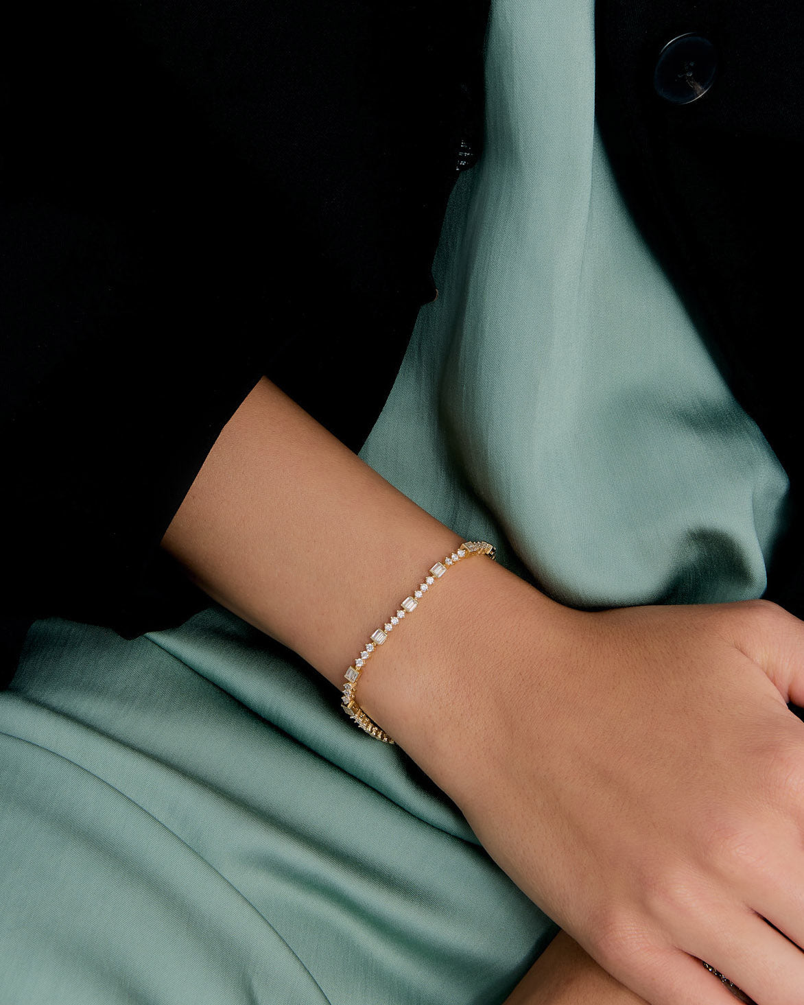 Baguette Stone Detail Tennis Bracelet - 18k Gold Vermeil
