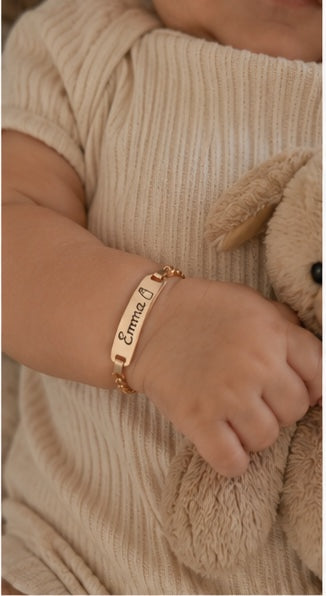 Baby wrist with personalized Emma bracelet
